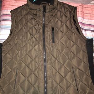 Jackets & Coats - 1 hr sale🚨Like new! Puffer vest Jackets & Coats - 1 hr sale🚨Like new! Puffer vest